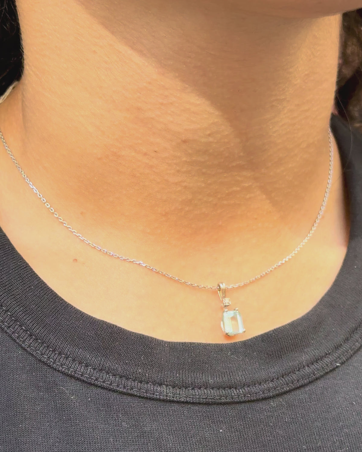 Colgante de aguamarina de 1.55 quilates y diamante «Zelda»