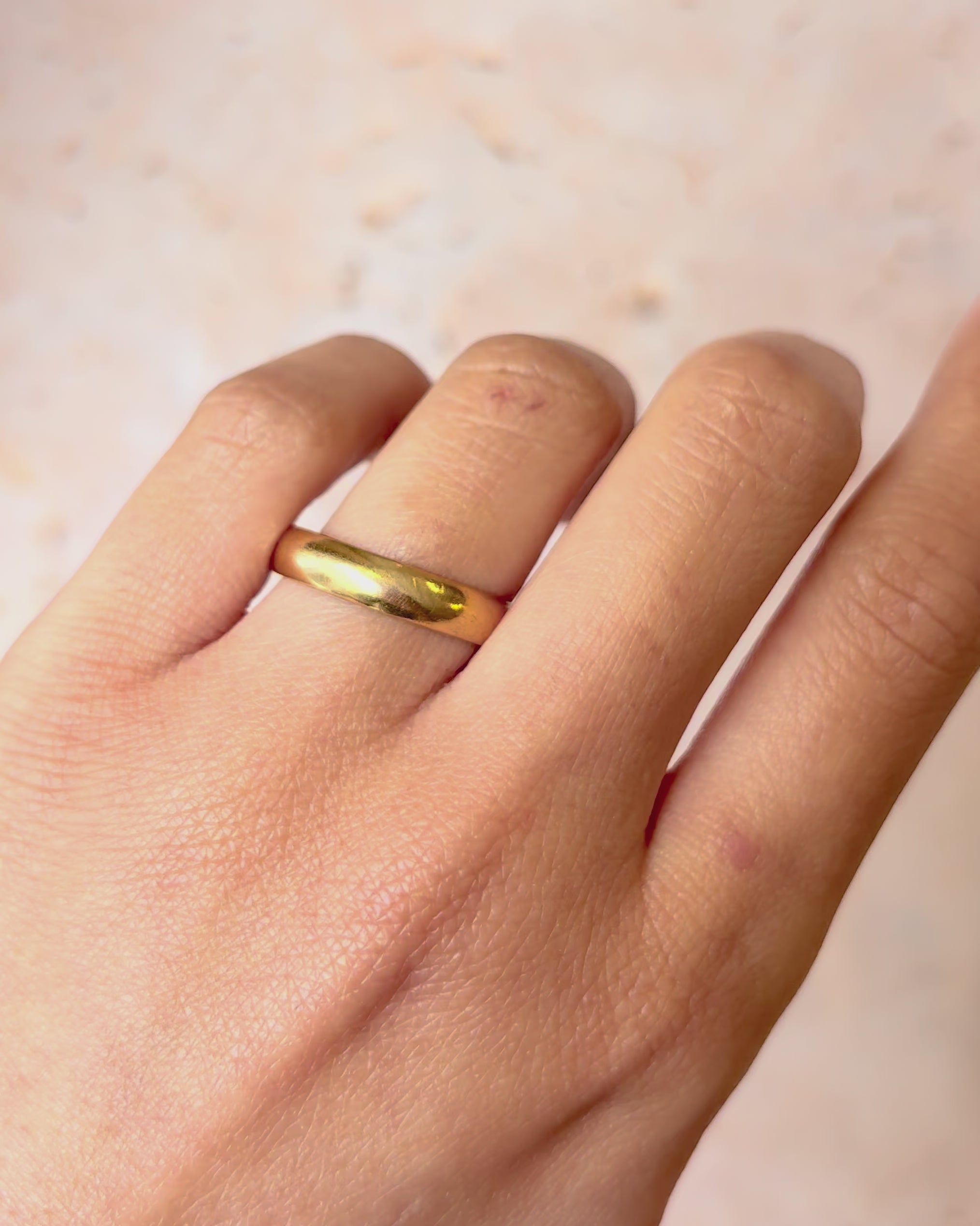 Alliance Or Jaune 18 carats 4.3 mm "Claudine"