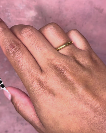 “Léa” Diamond Solitaire Band Ring in Gold 4g