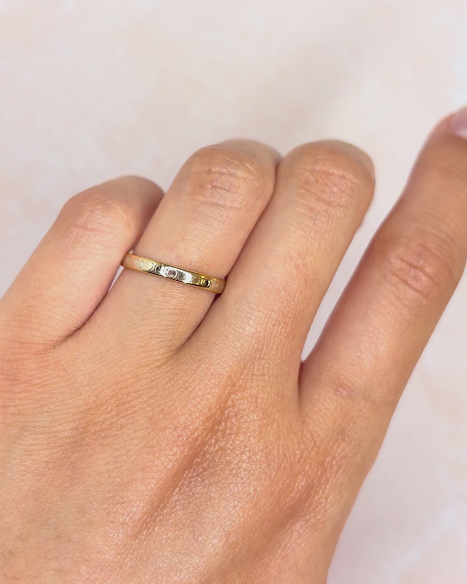 Yellow &amp; Gray 18 Carat Gold Wedding Band 2.4 mm "Liv"