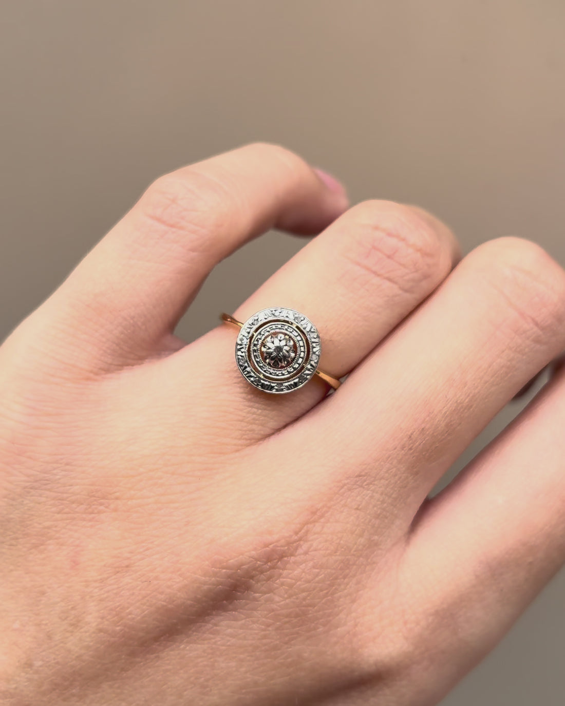 Art Deco Ring 11 Diamonds &quot;Adenora&quot;