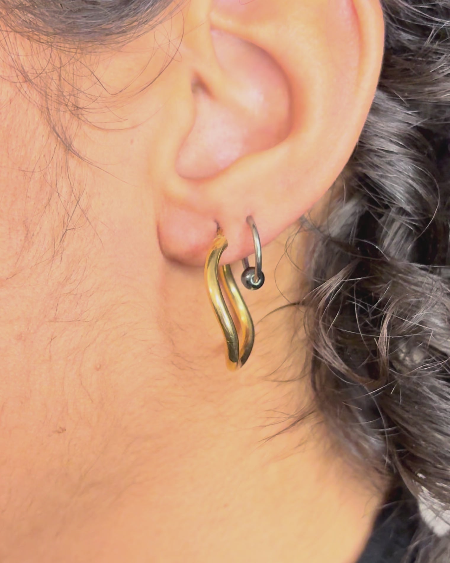 Gold Hoop Earrings "Cléophée"