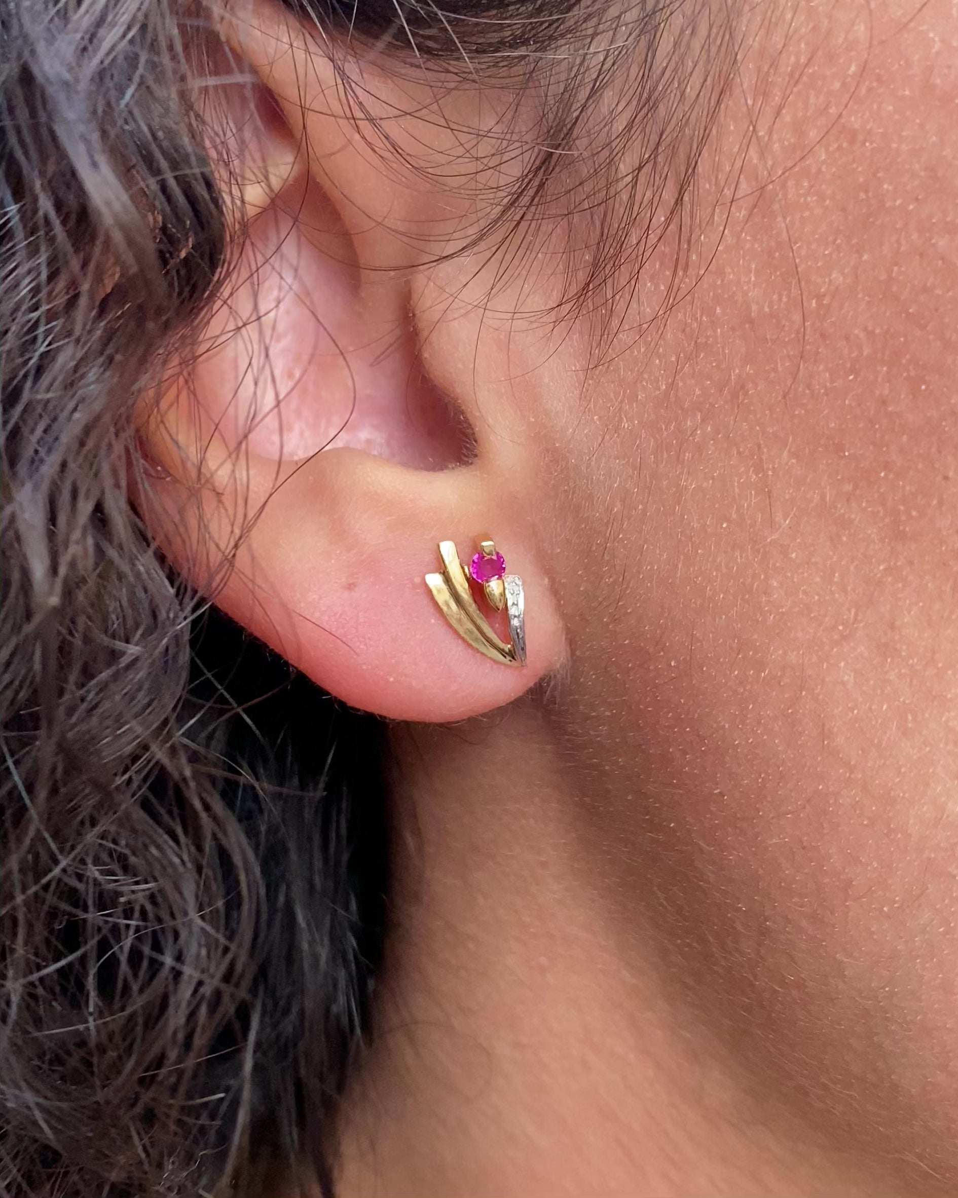 Ruby Stud Earrings "Sarah"