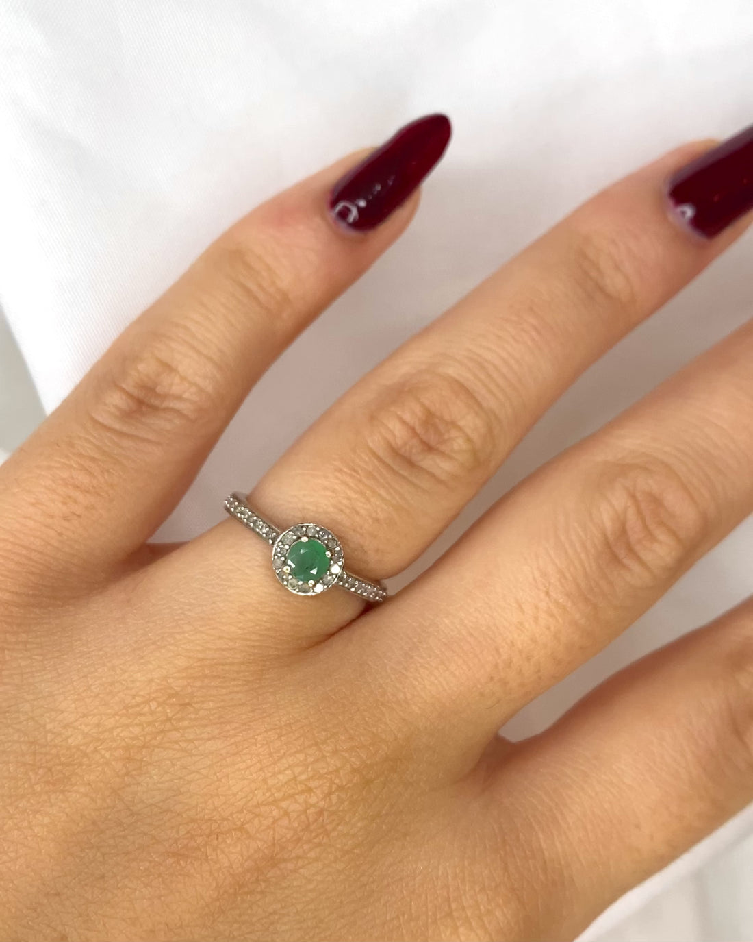 Bague Marguerite Émeraude &amp; Diamants &quot;Mahé&quot;