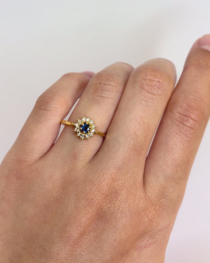 Anillo margarita zafiro y diamantes "Malo"