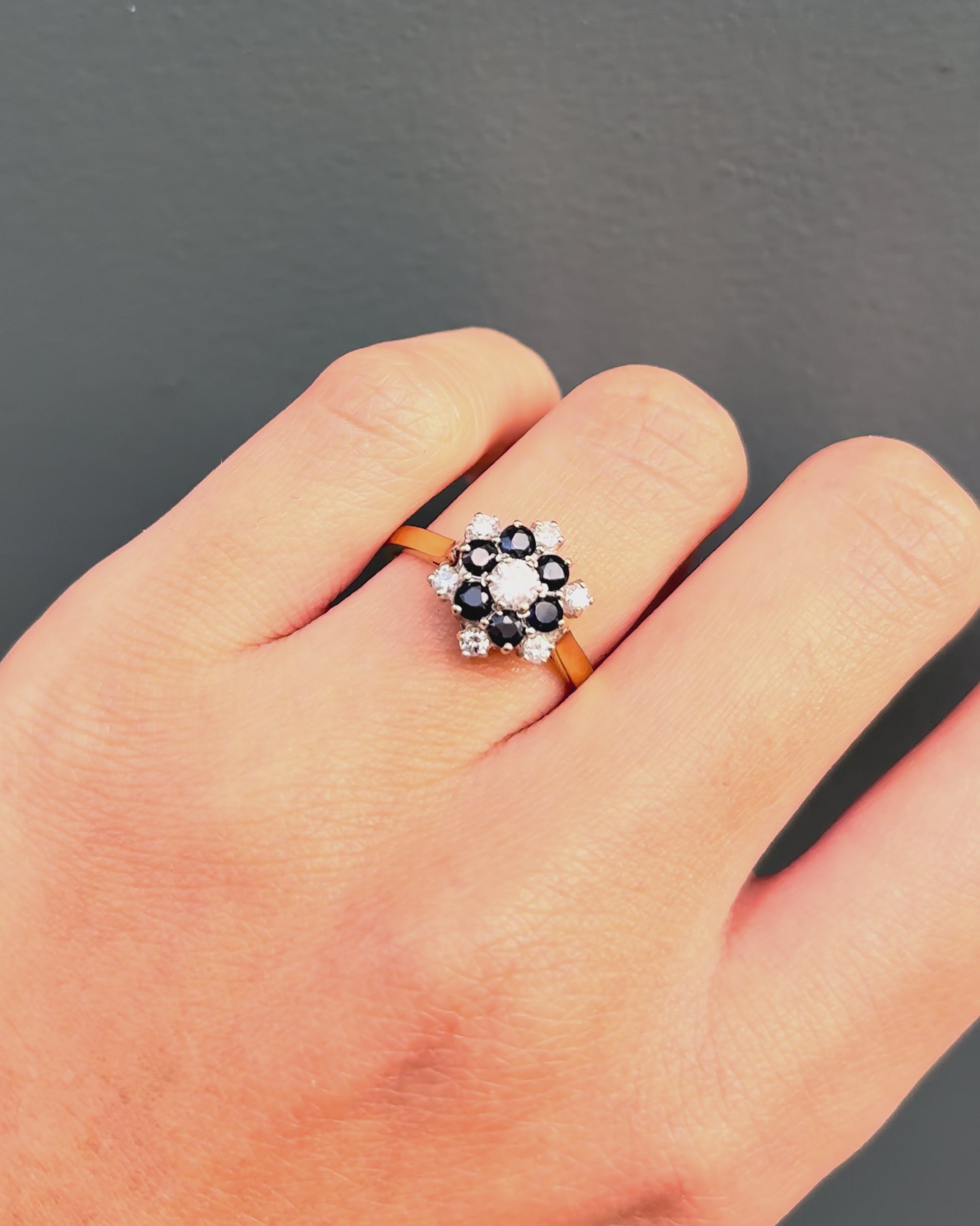 Bague Marguerite 6 Saphirs &amp; 7 Diamants "Elina"