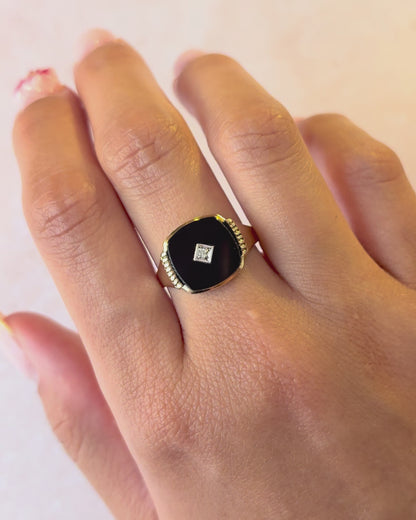 Bague Chevalière Onyx &amp; Diamant "Rita"