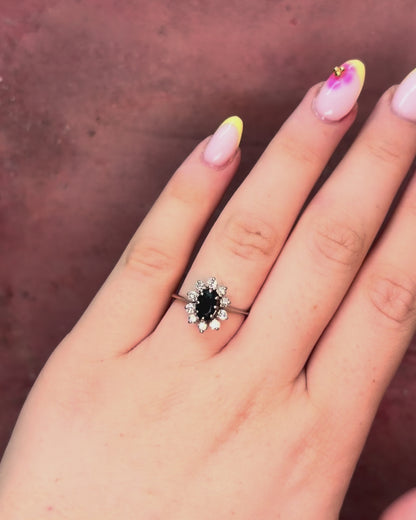 Bague Marguerite Saphir 0.75 carat &amp; Diamants 0.40 carat "Michelle"
