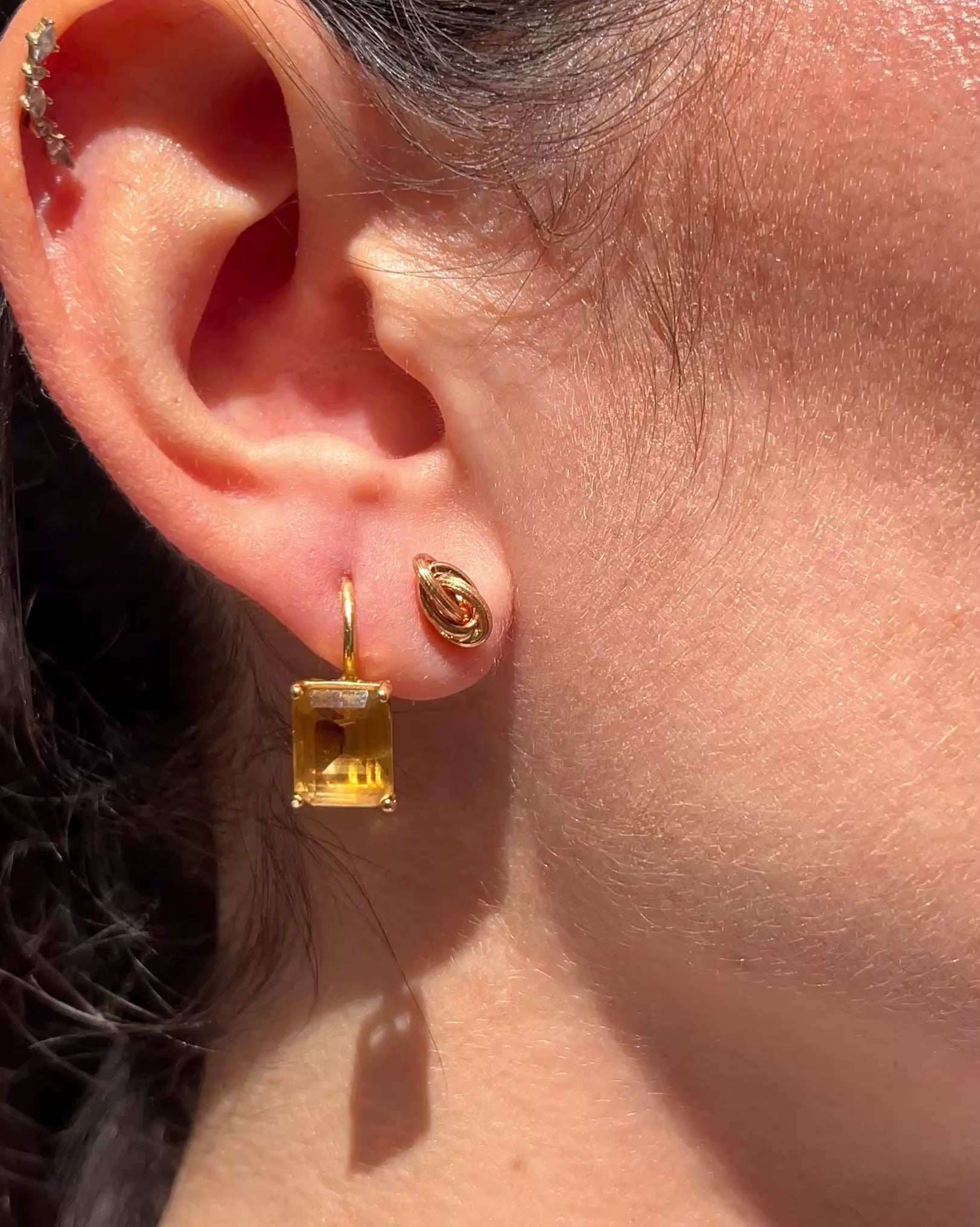Pendientes de Oro Amarillo 18 quilates "Jade"