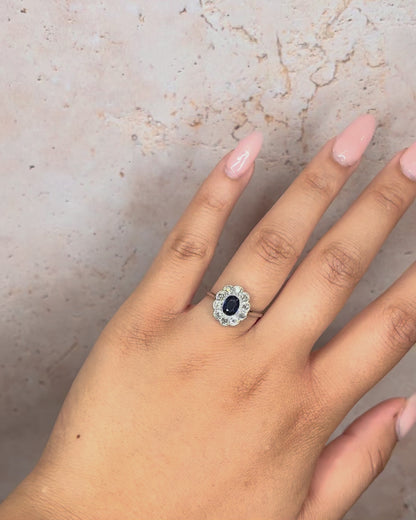 Anillo Marguerite Zafiro 0,85 quilates y Diamantes 0,70 quilates "Laurine"