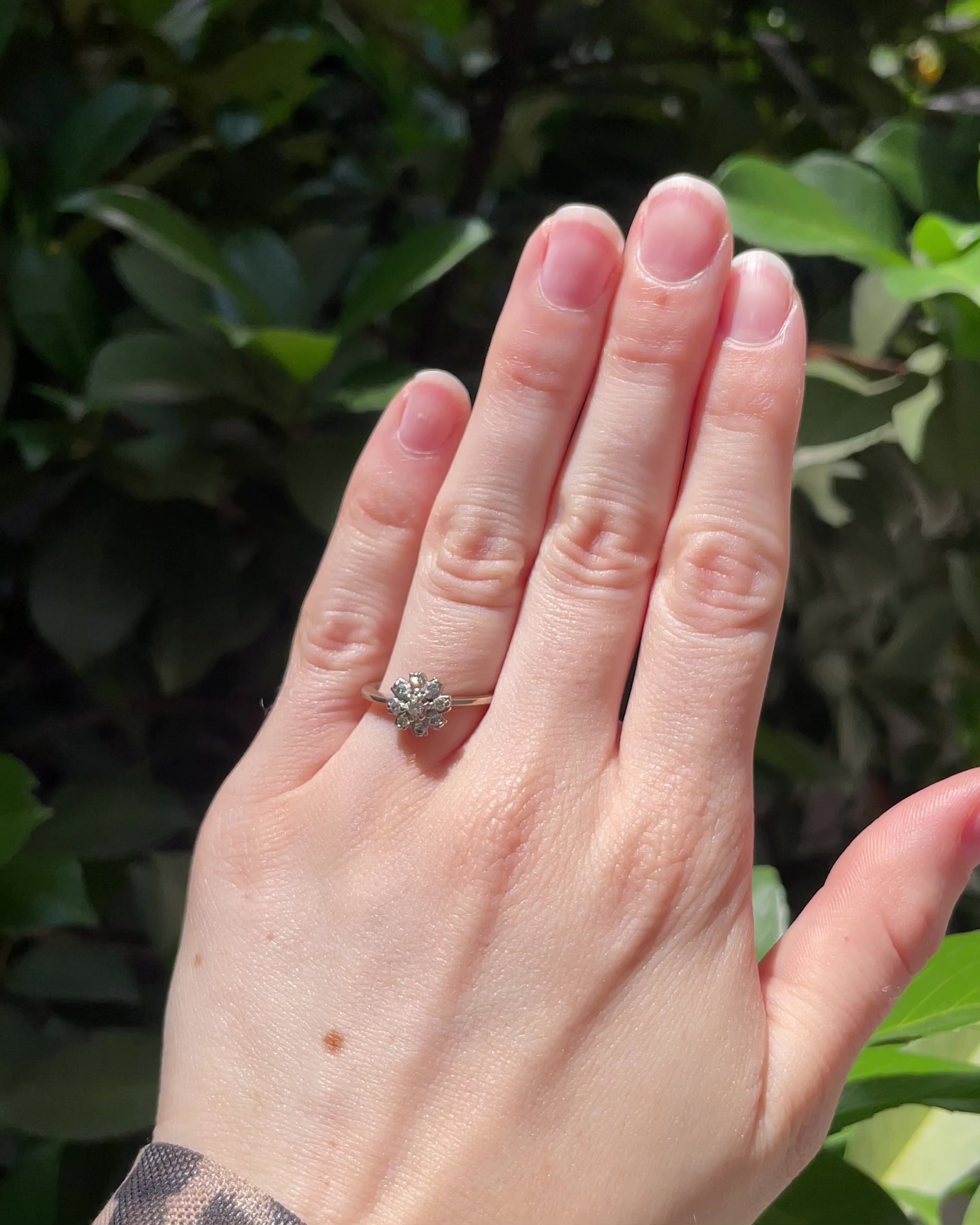 Bague Marguerite Diamants 0.22 carat "Guillemette"