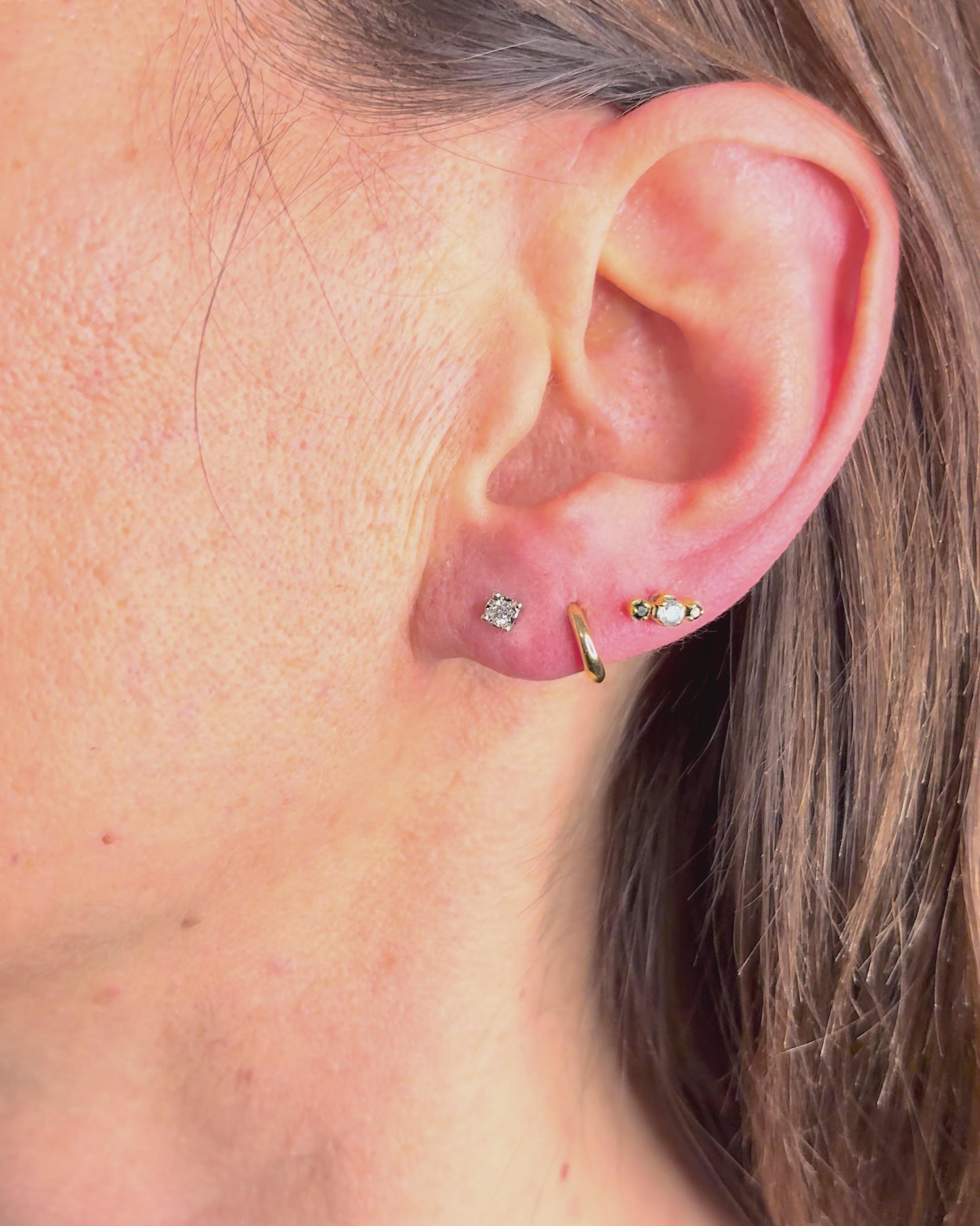 Diamond Stud Earrings "Dina"