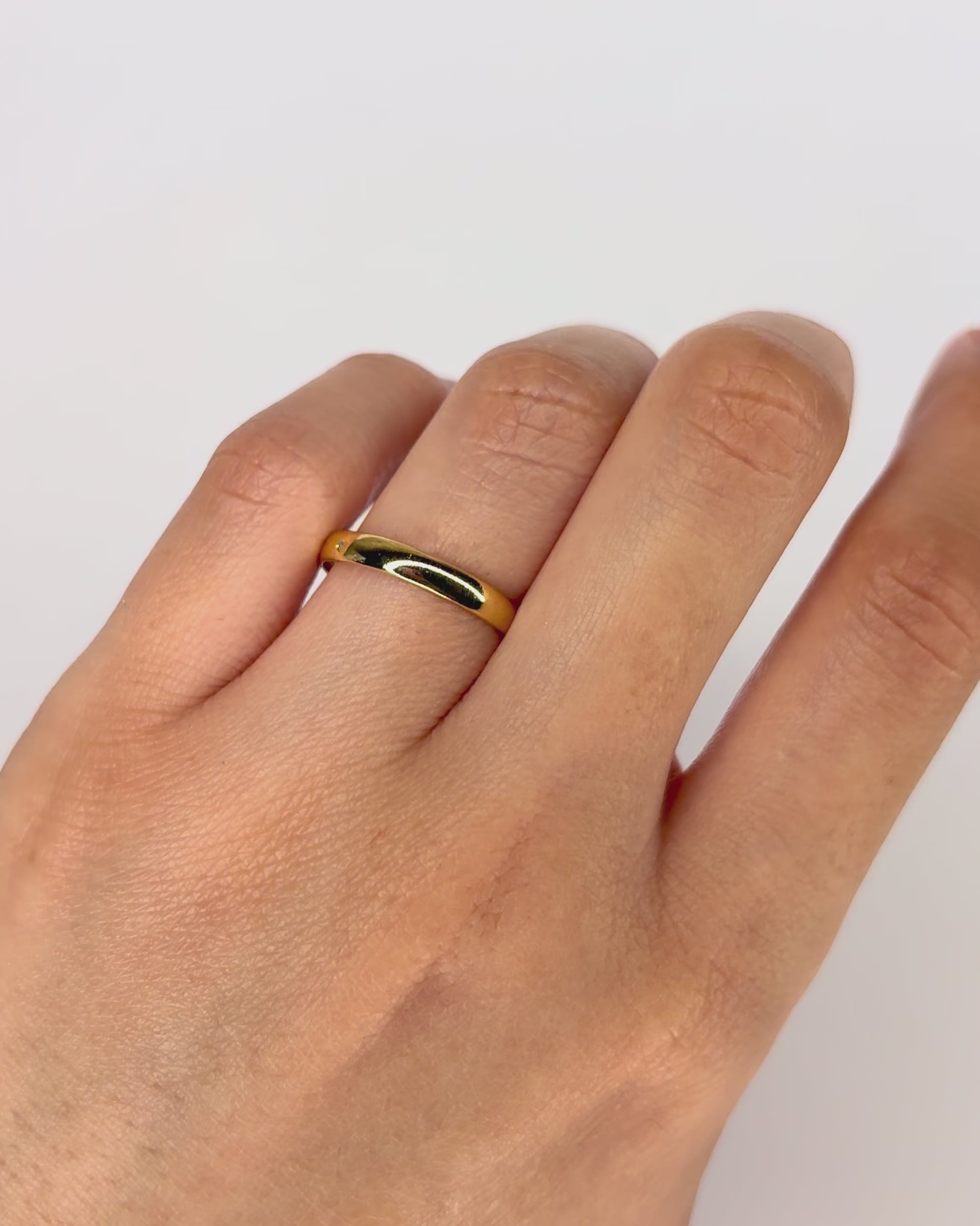 18-Carat Yellow Gold Wedding Band "Alois"