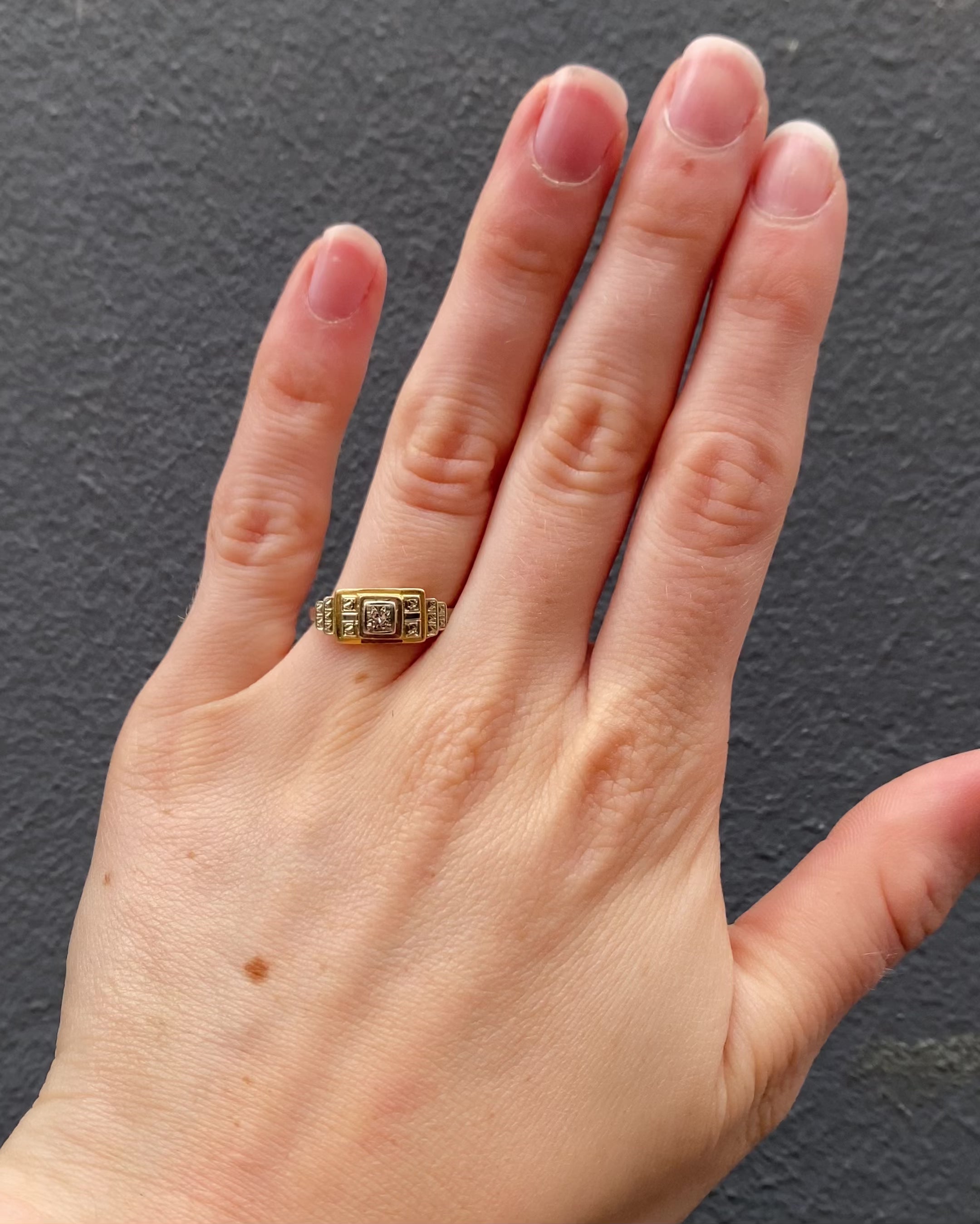 Anillo Art Déco Tank Diamantes "Théora"