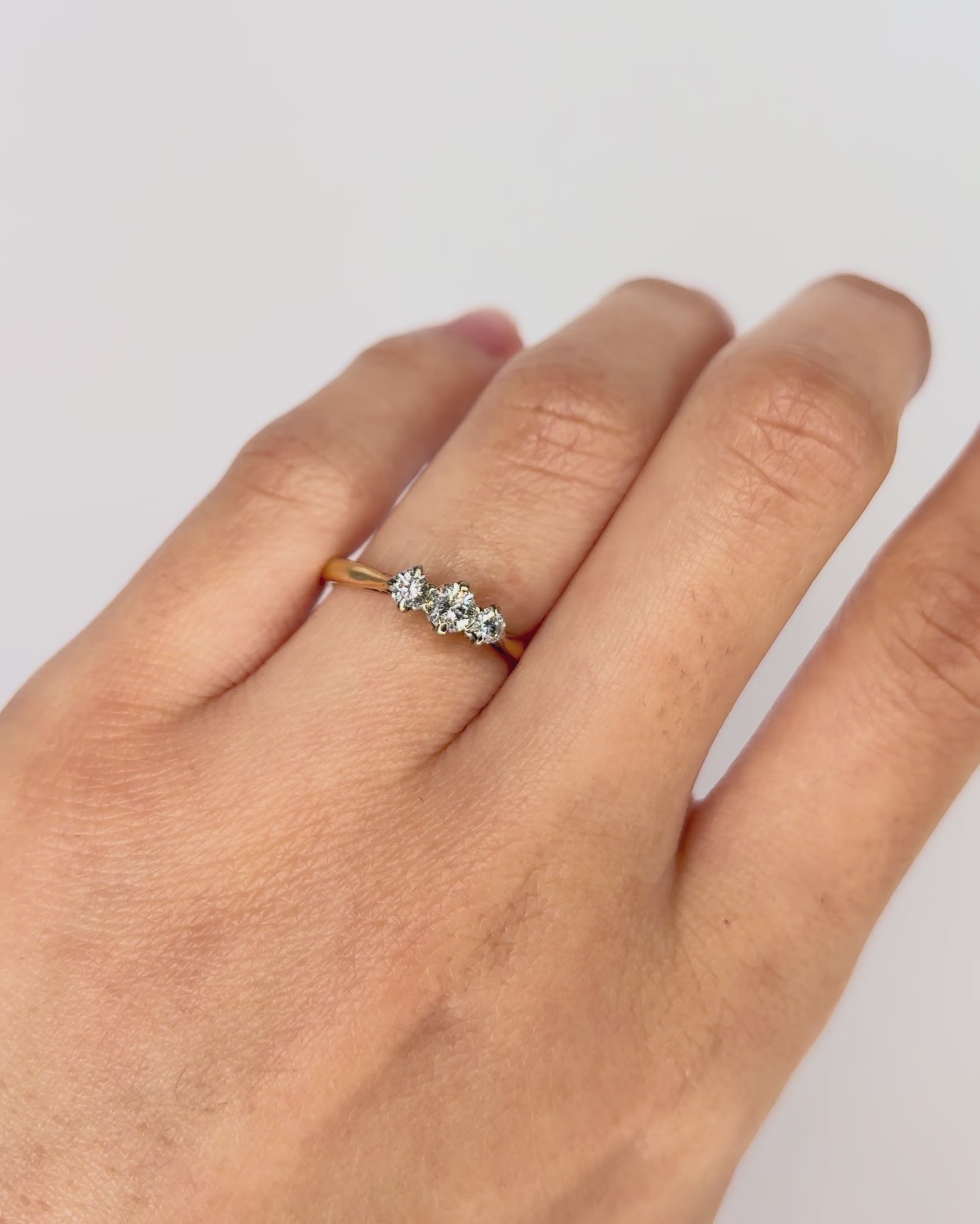 Trilogy Diamond Ring 0.37 carat "Bojanna"