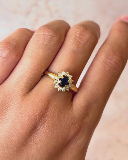 Bague Marguerite Saphir 0.35 carat &amp; Diamants 0.36 carat "Cassandra"