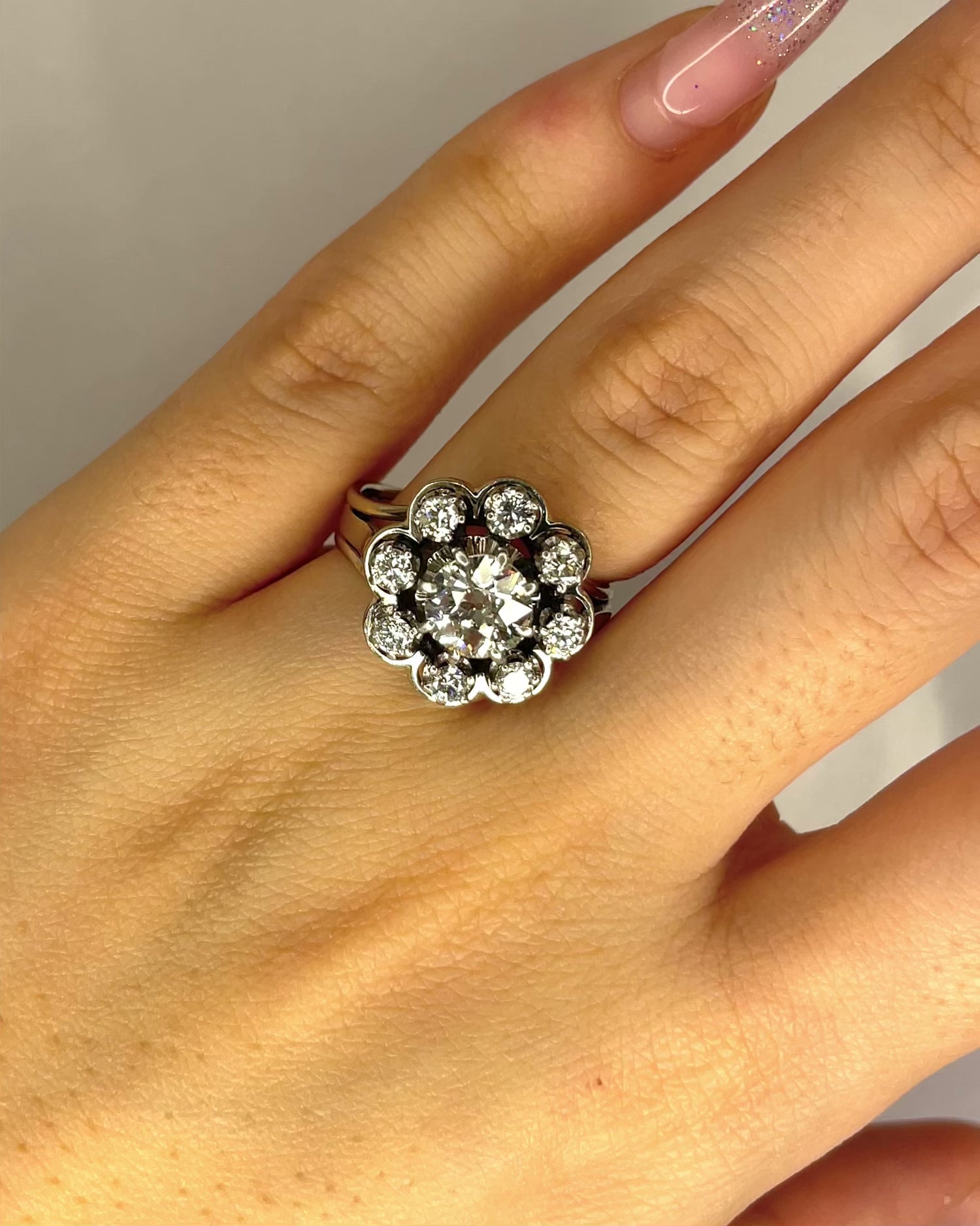 Bague Marguerite Diamants 1.76 carat "Aglaé"