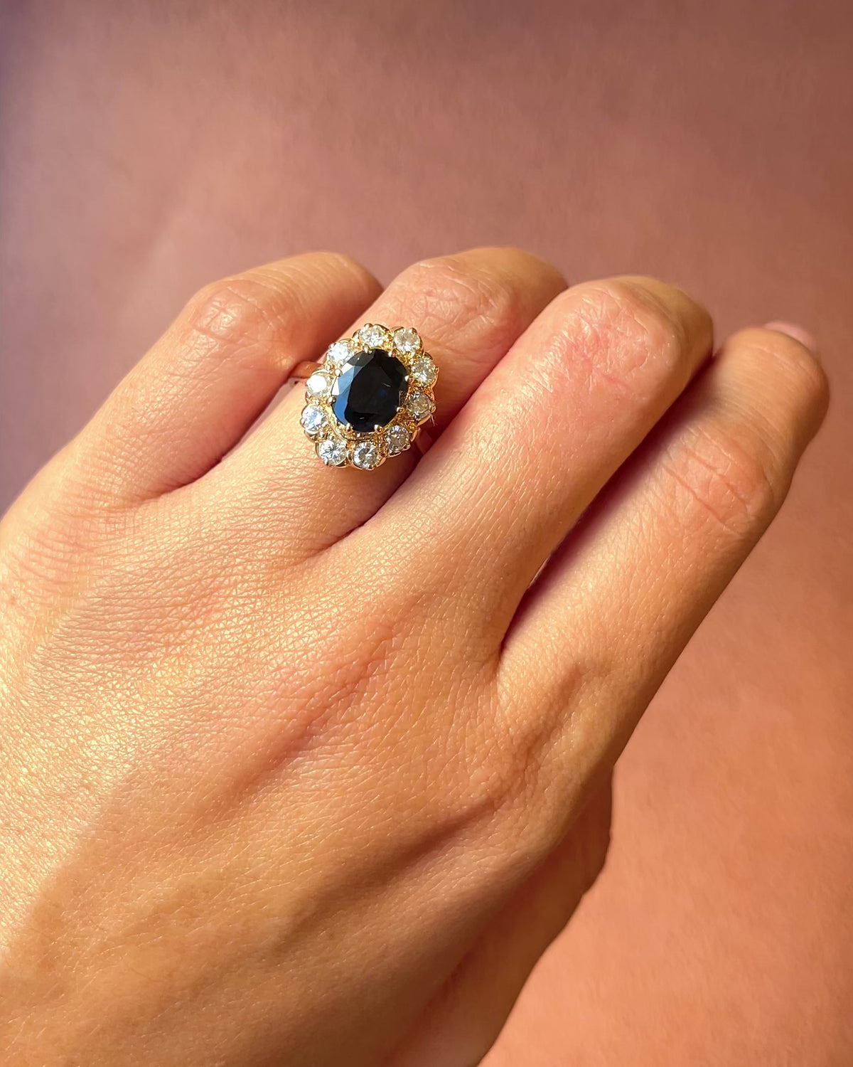 Bague Marguerite Saphir 1.75 carat &amp; Diamants 0.70 carat 6,14g "Mariette"