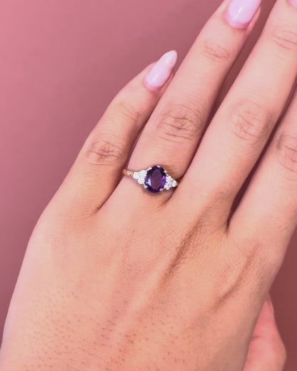 Bague Trilogie Améthyste 0.98 carat &amp; Diamants 0.24 carat "Aster"