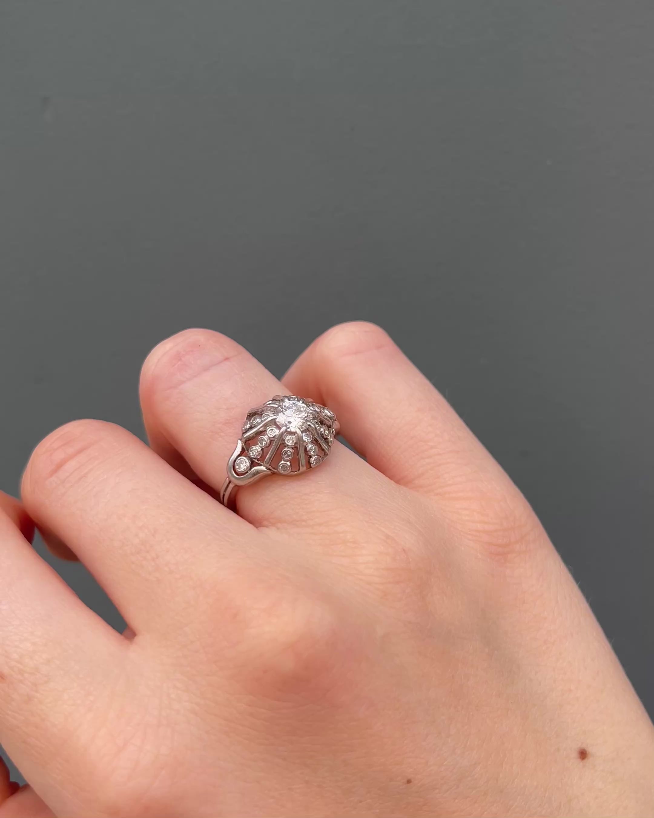 Anillo Art Déco Diamantes 0,83 quilate "Dolci"