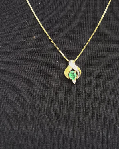 Emerald &amp; Diamond Pendant "Sonia"