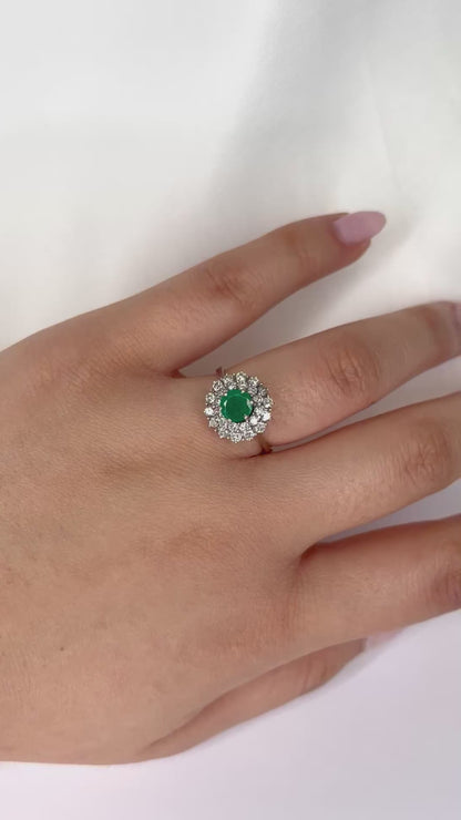 Anillo Margarita Esmeralda 0,60 quilates y Diamantes 0,52 quilates "Elena"