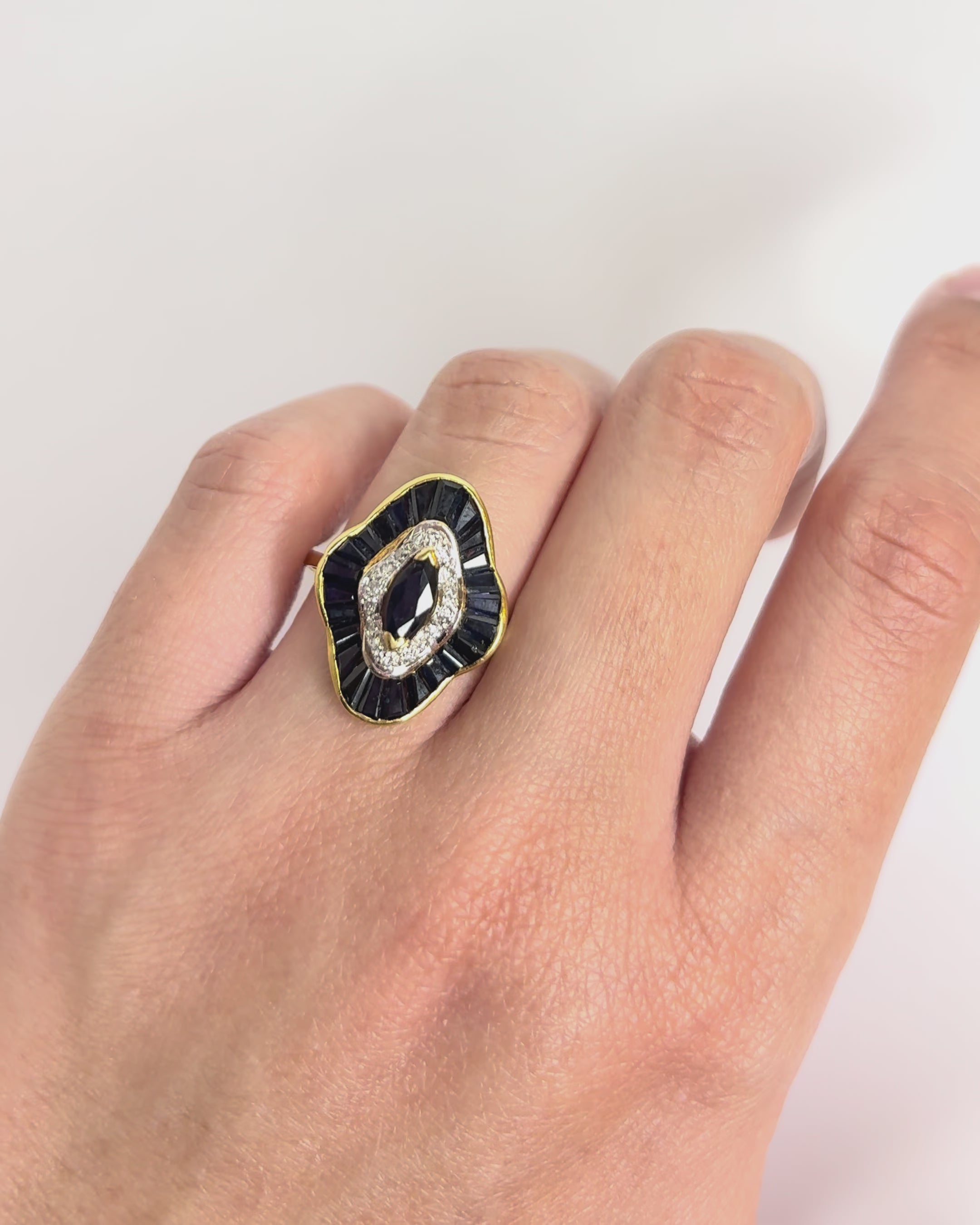 Bague Jupon Saphirs 1.50 carat &amp; Diamants "Lise"