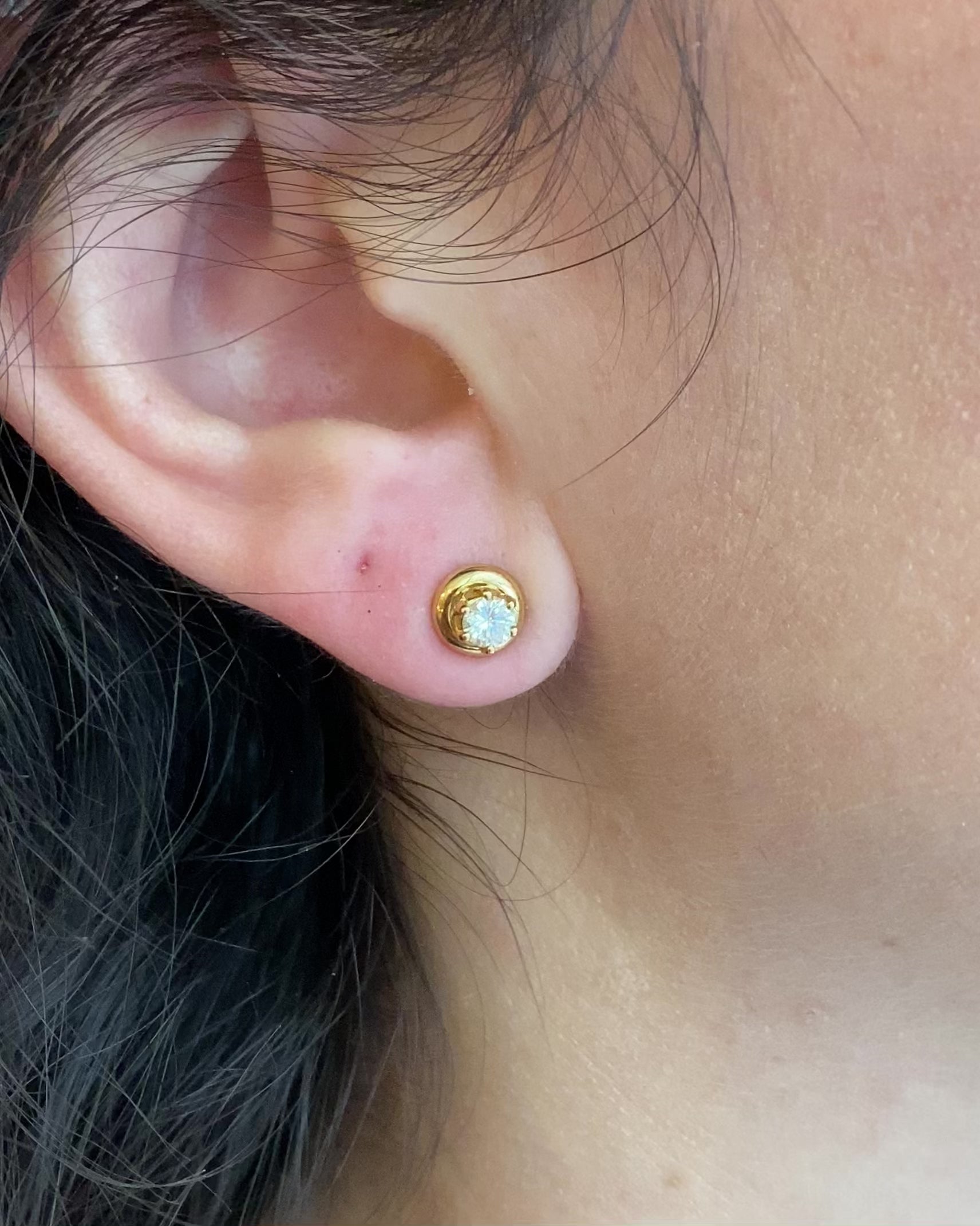Diamond Stud Earrings 0.40 carat "Iris"