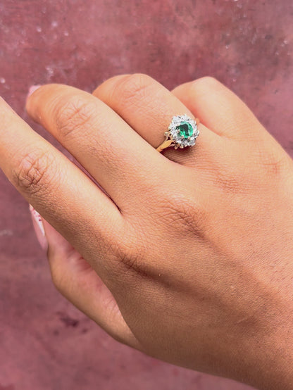 Bague Marguerite Émeraude &amp; Diamants "Claudia"