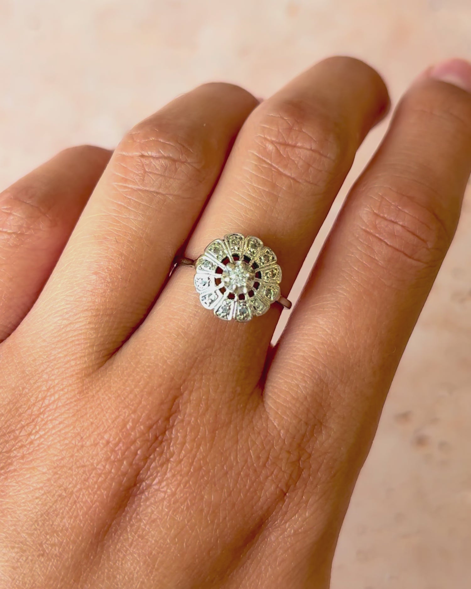 Bague Marguerite Art-Déco Diamants "Noelle"