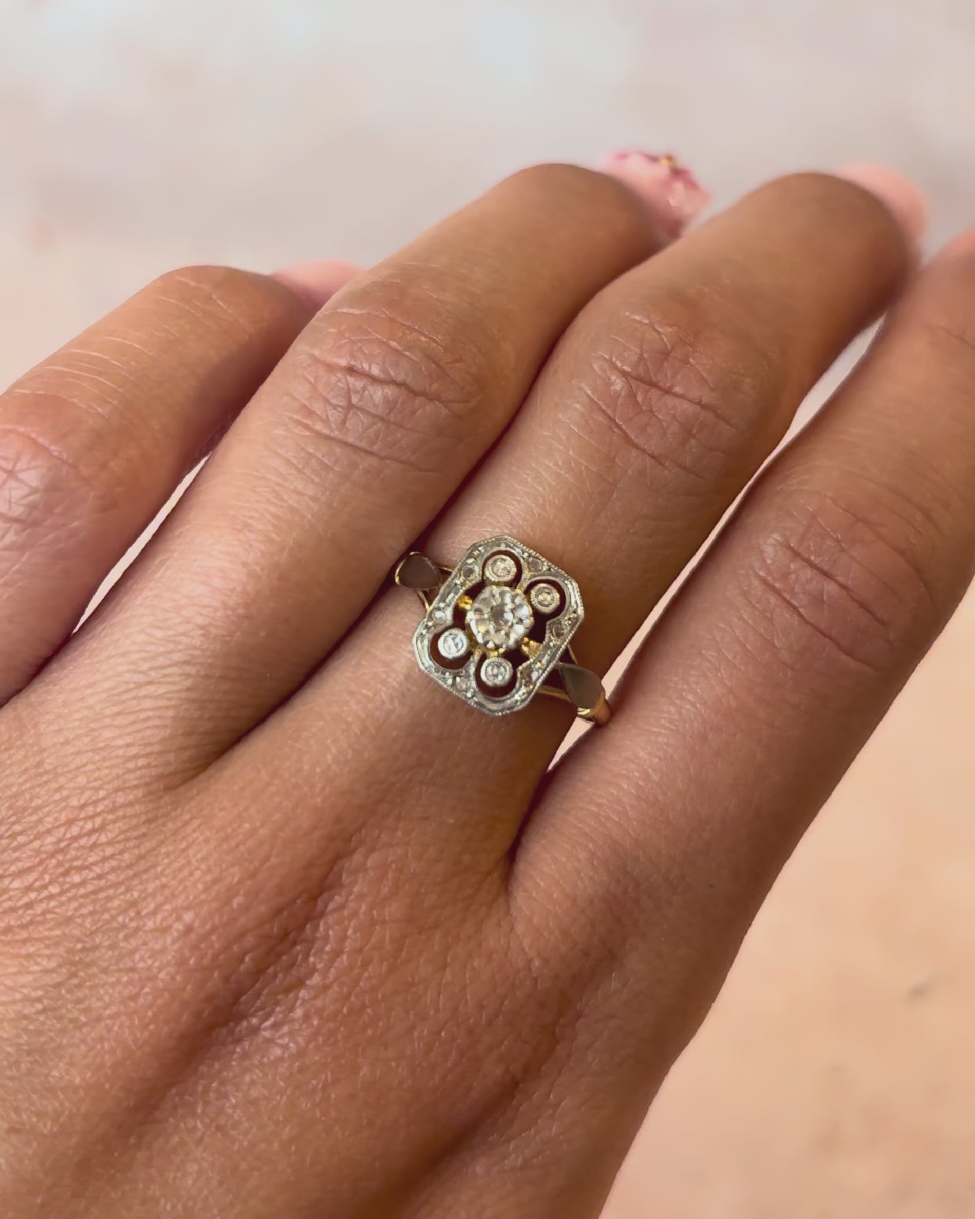 Bague Art-Déco Diamants "Lila"