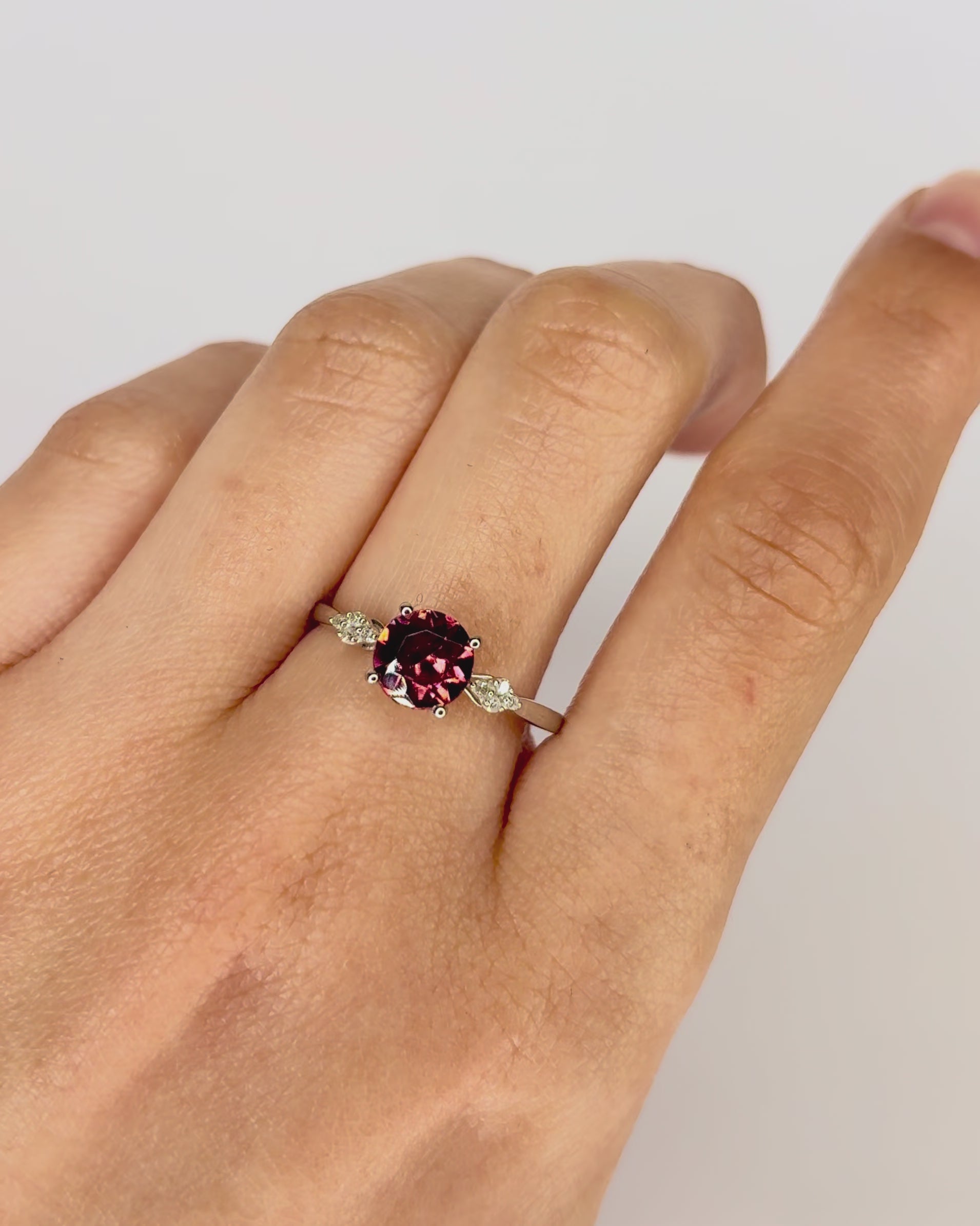 Bague Trilogie Zircon Naturel 1.75 carat &amp; Diamants "Pascaline"