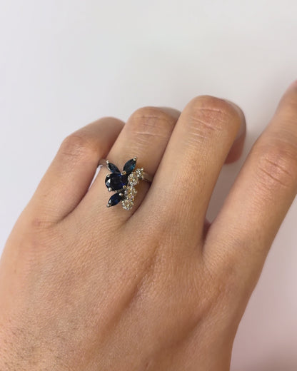 Bague Fleur Déstructurée Saphirs 1 carat &amp; Diamants 0.45 carat &quot;May&quot;