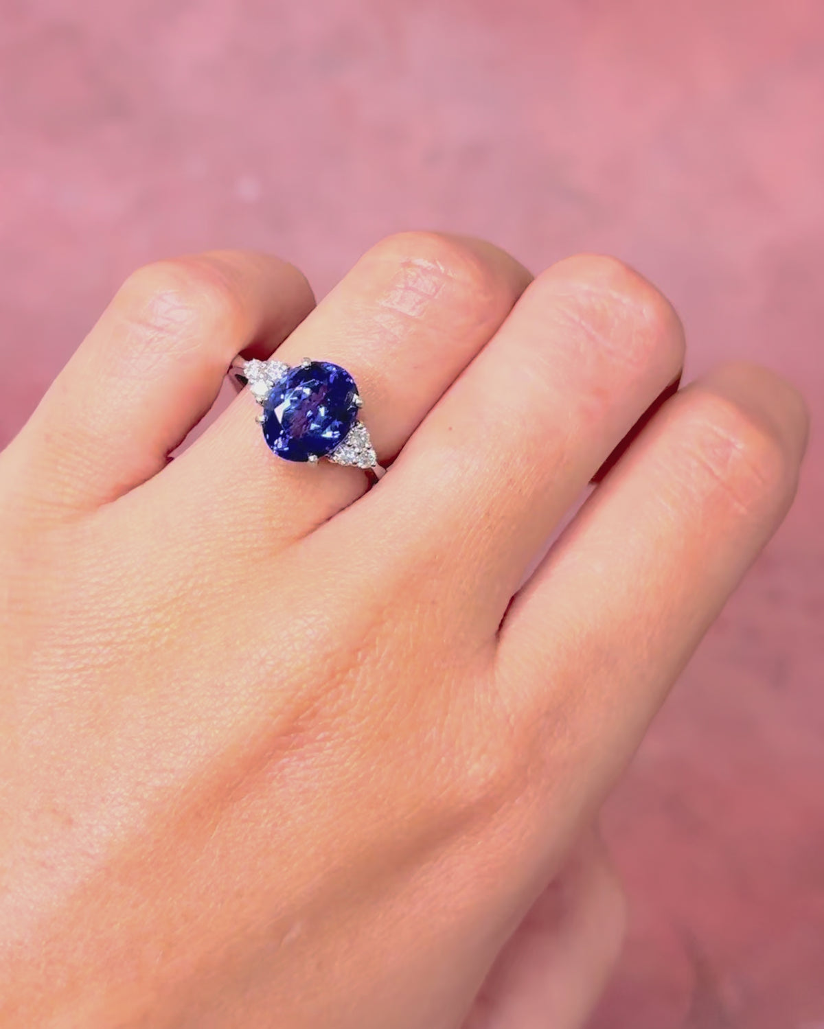 Bague Trilogie Tanzanite 3.15 carats &amp; Diamants "Violetta"