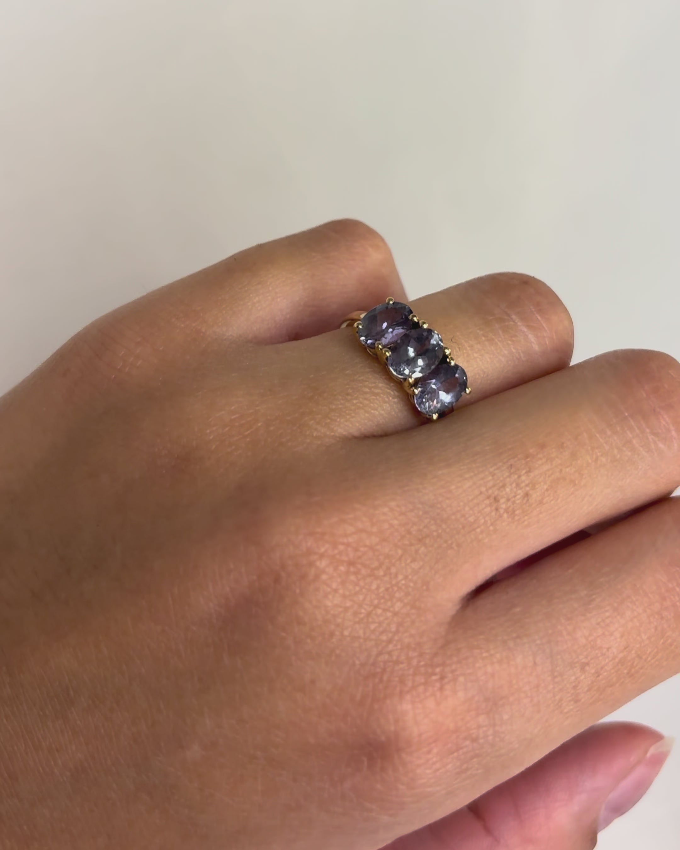Bague Trilogie Tanzanite 3.23 carats "Lilou"