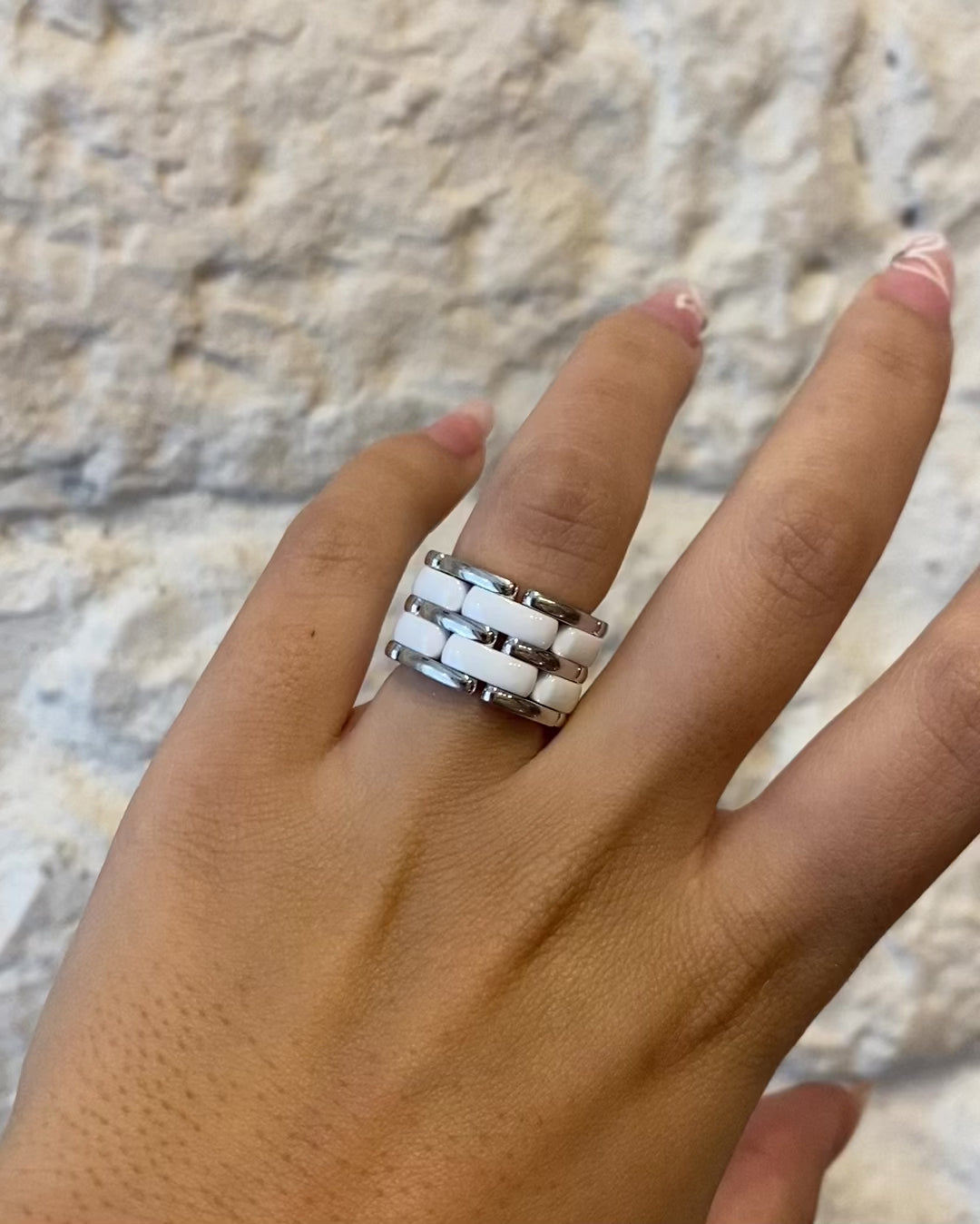 Bague Chanel Ultra Grand Modèle Or &amp; Céramique