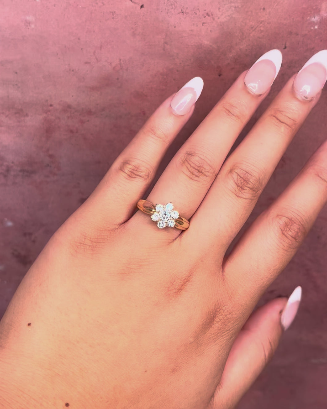 Bague Marguerite Diamants 0.72 carat "Anaïs"