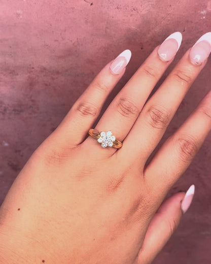 Bague Marguerite Diamants 0.72 carat "Anaïs"