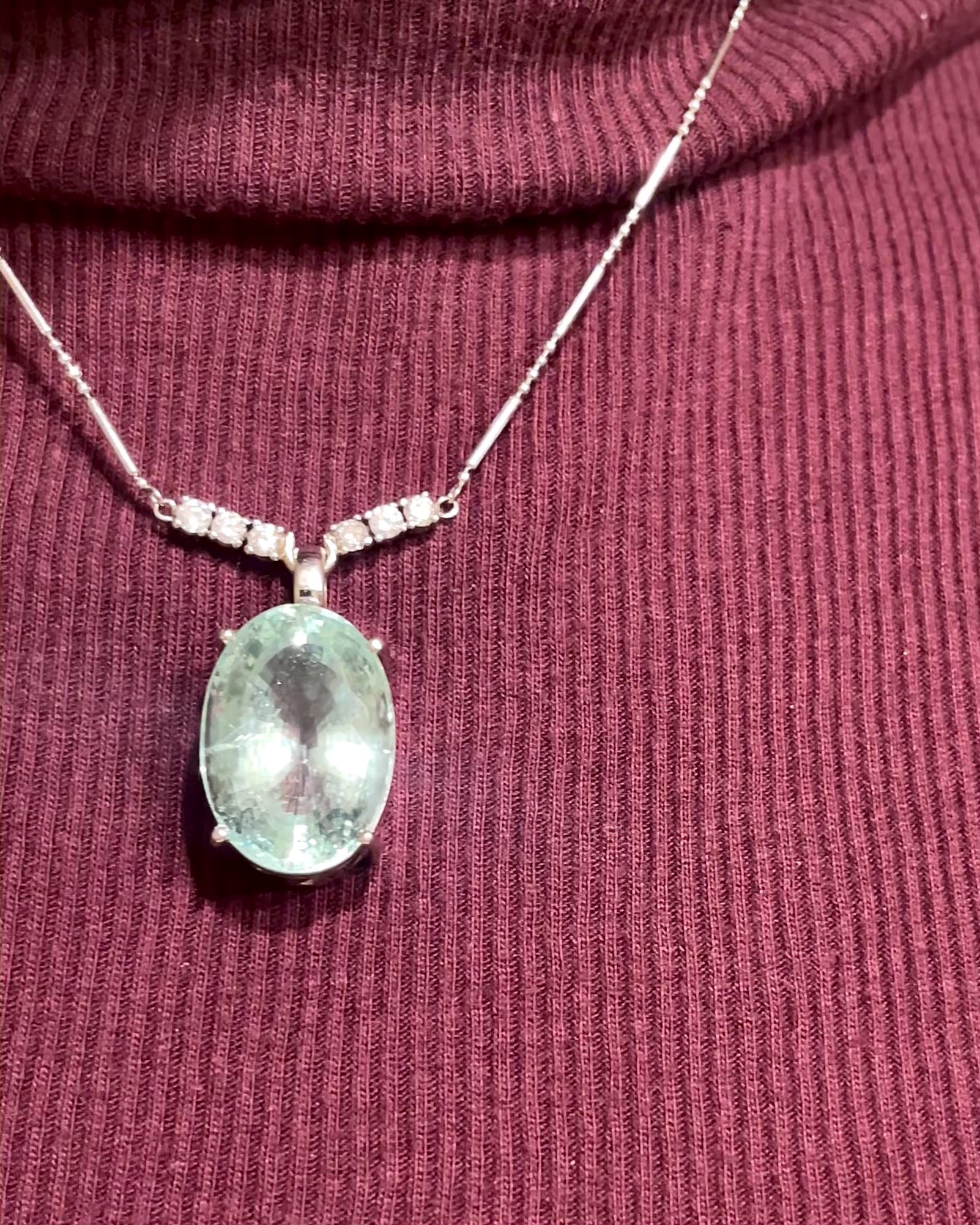 Aquamarine 15 carat necklace and 0.60 carat diamonds "Athénaïs"