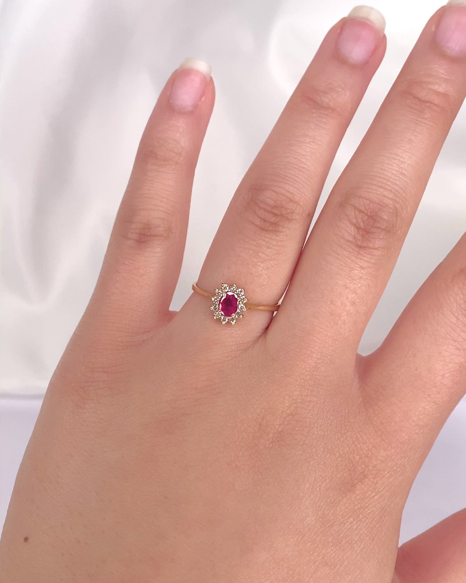 Marguerite Ruby 0.40 Carat &amp; 12 Diamonds Ring "Edwina"