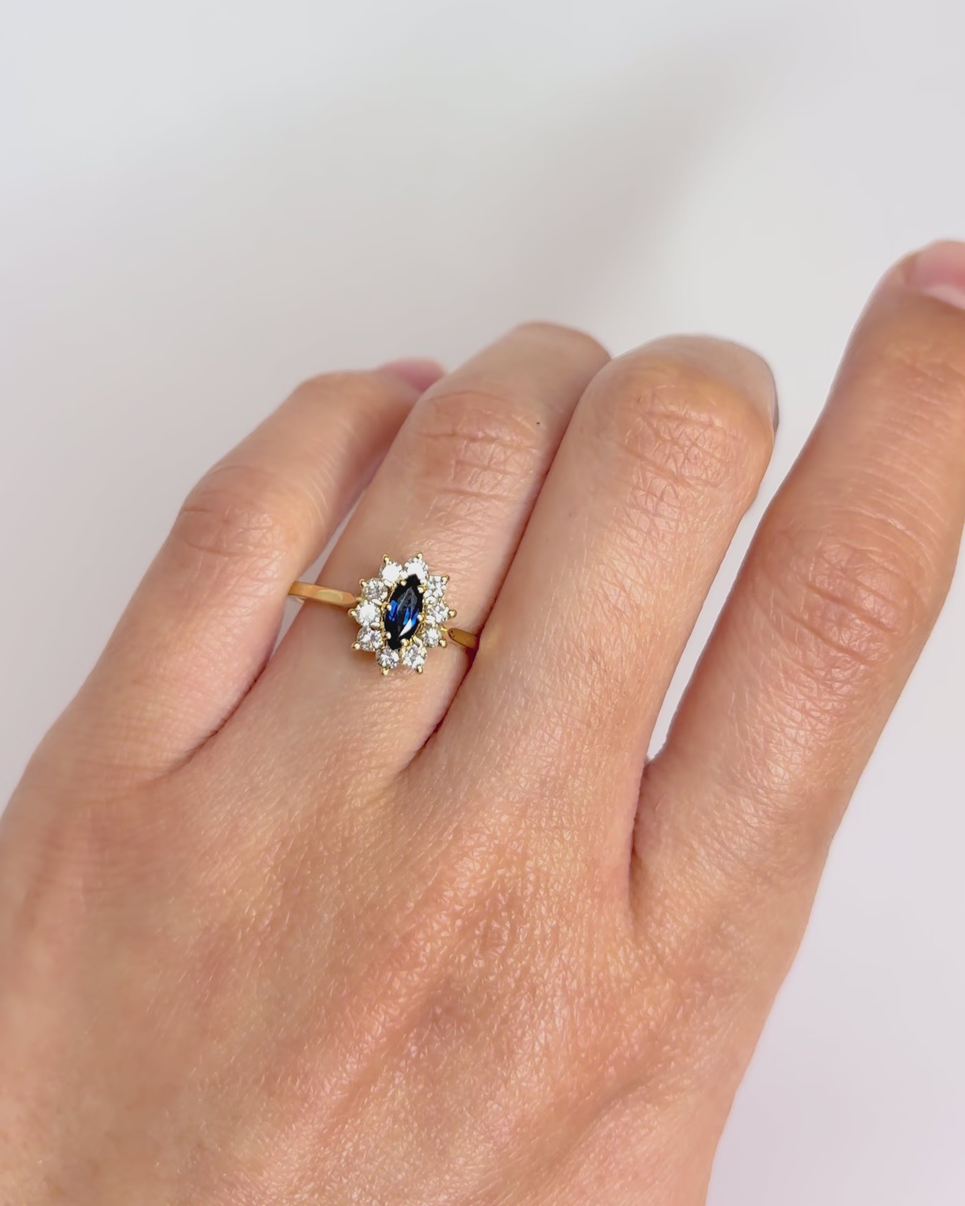 Bague Marguerite Saphir 0.30 carat &amp; Diamants "Sofia"