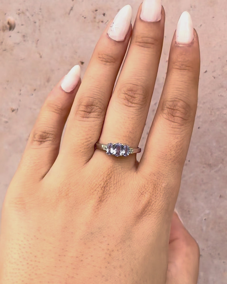 Bague Trilogie Tanzanites 0.86 carat &amp; Diamants "Esmée"