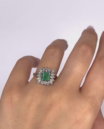 Bague Marguerite Émeraude 0.70 carat &amp; Diamants "Olinka"