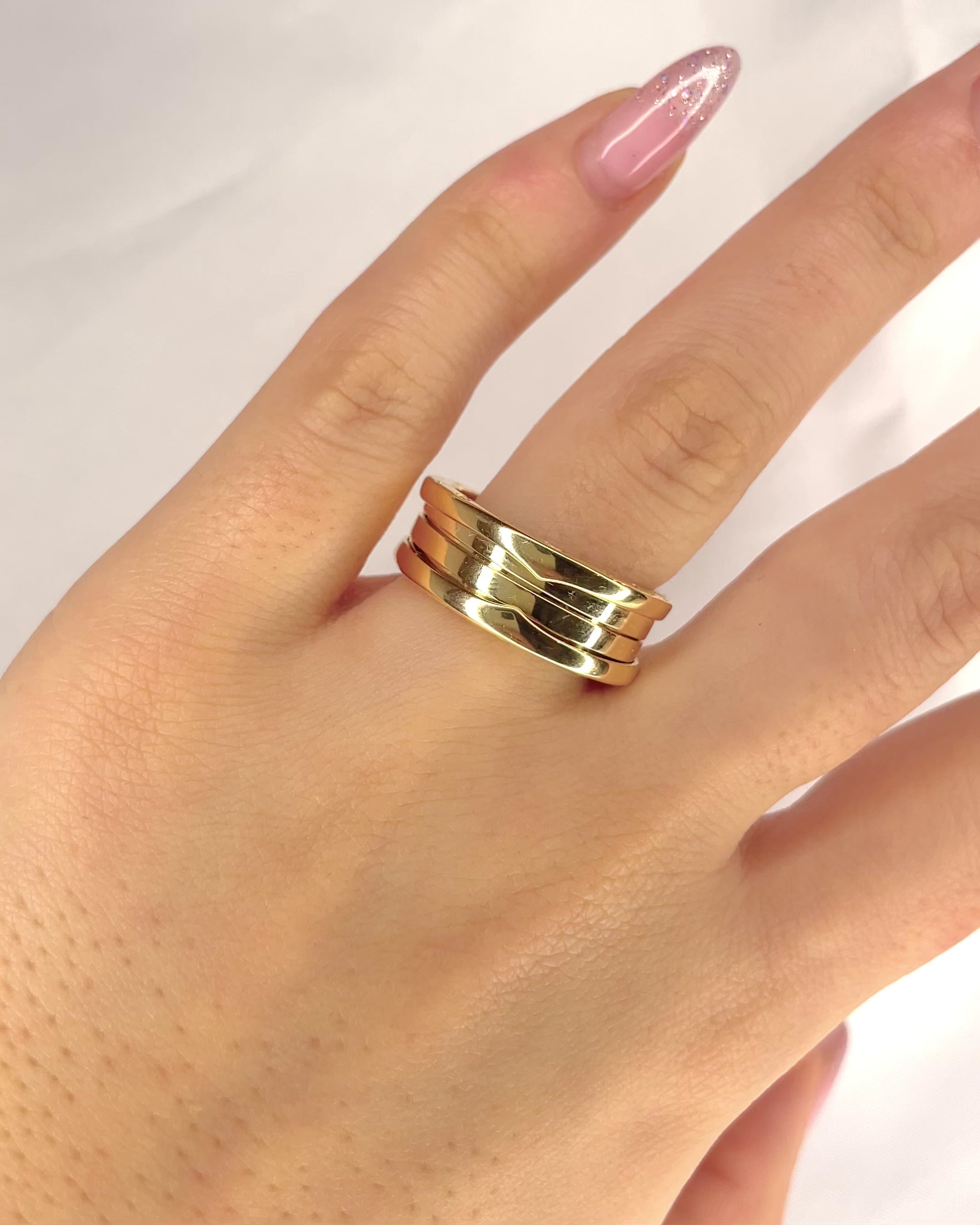 Bague Bulgari Or Jaune 9.39g "B zero 1"