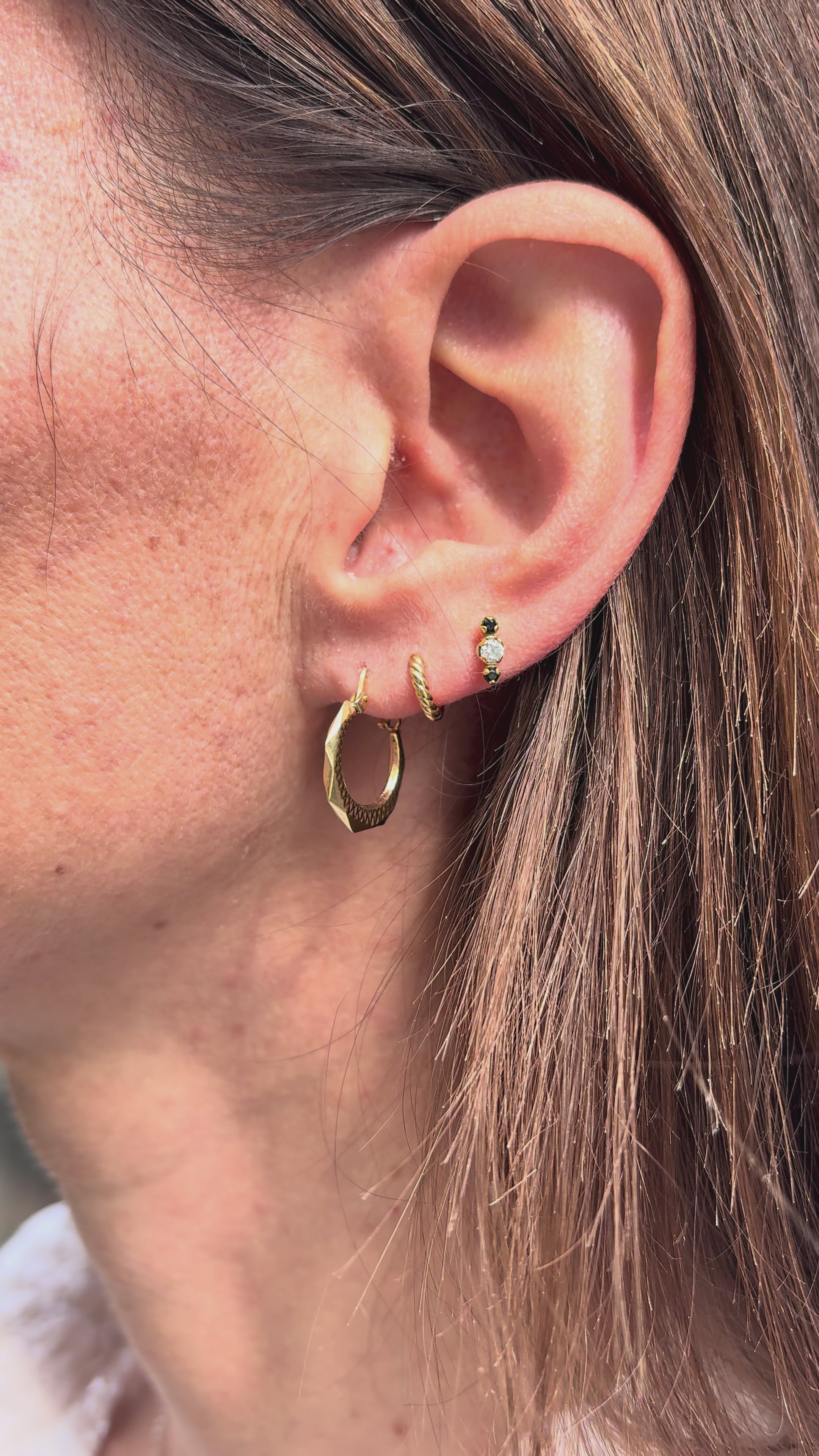 18-carat Yellow Gold Hoop Earrings "Tina"