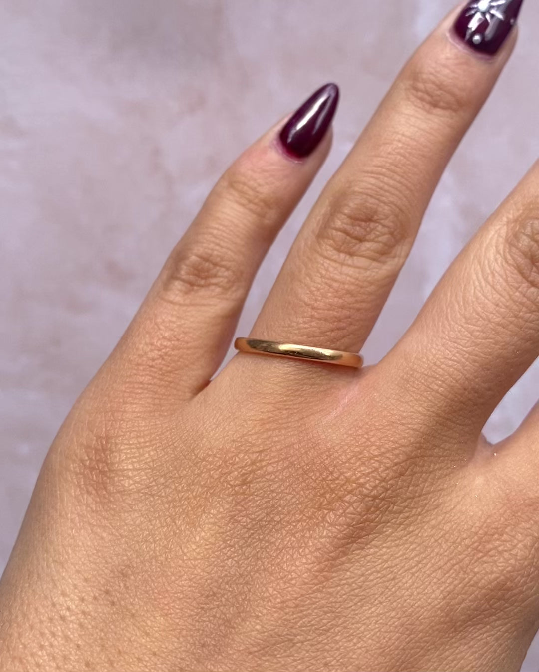 18-Carat Yellow Gold 2 mm "Claire" Wedding Band