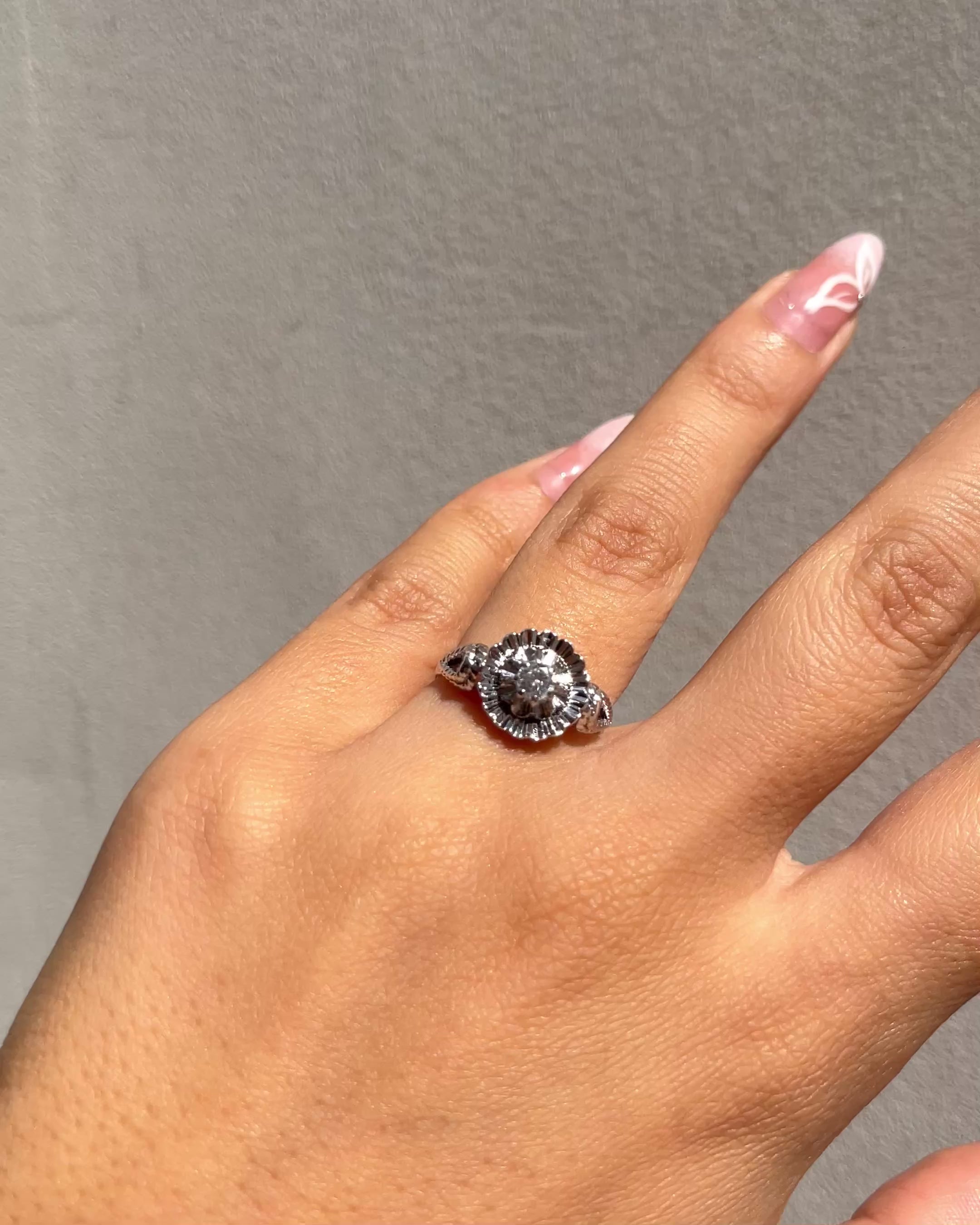 Anillo estilo Art Déco solitario diamante "Rhea"