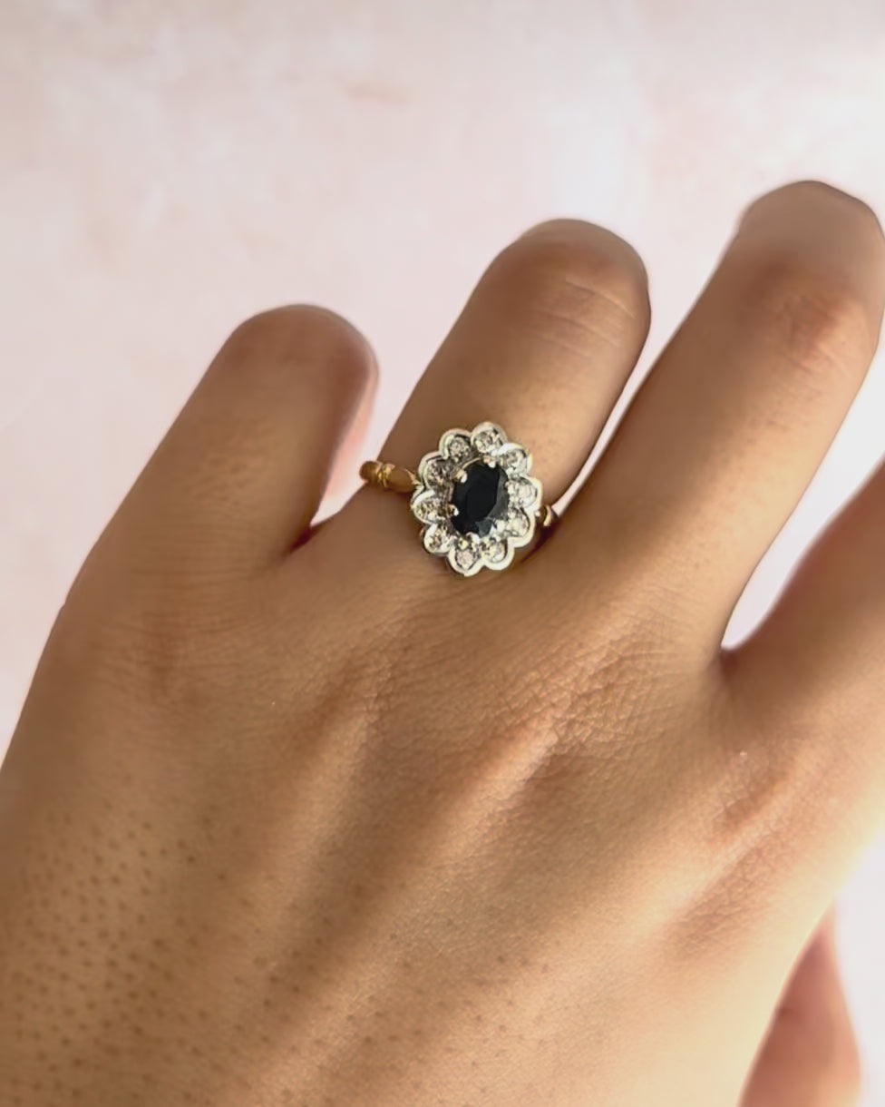Bague Marguerite Saphir 1.15 carat &amp; Diamants 0.30 carat "Martina"