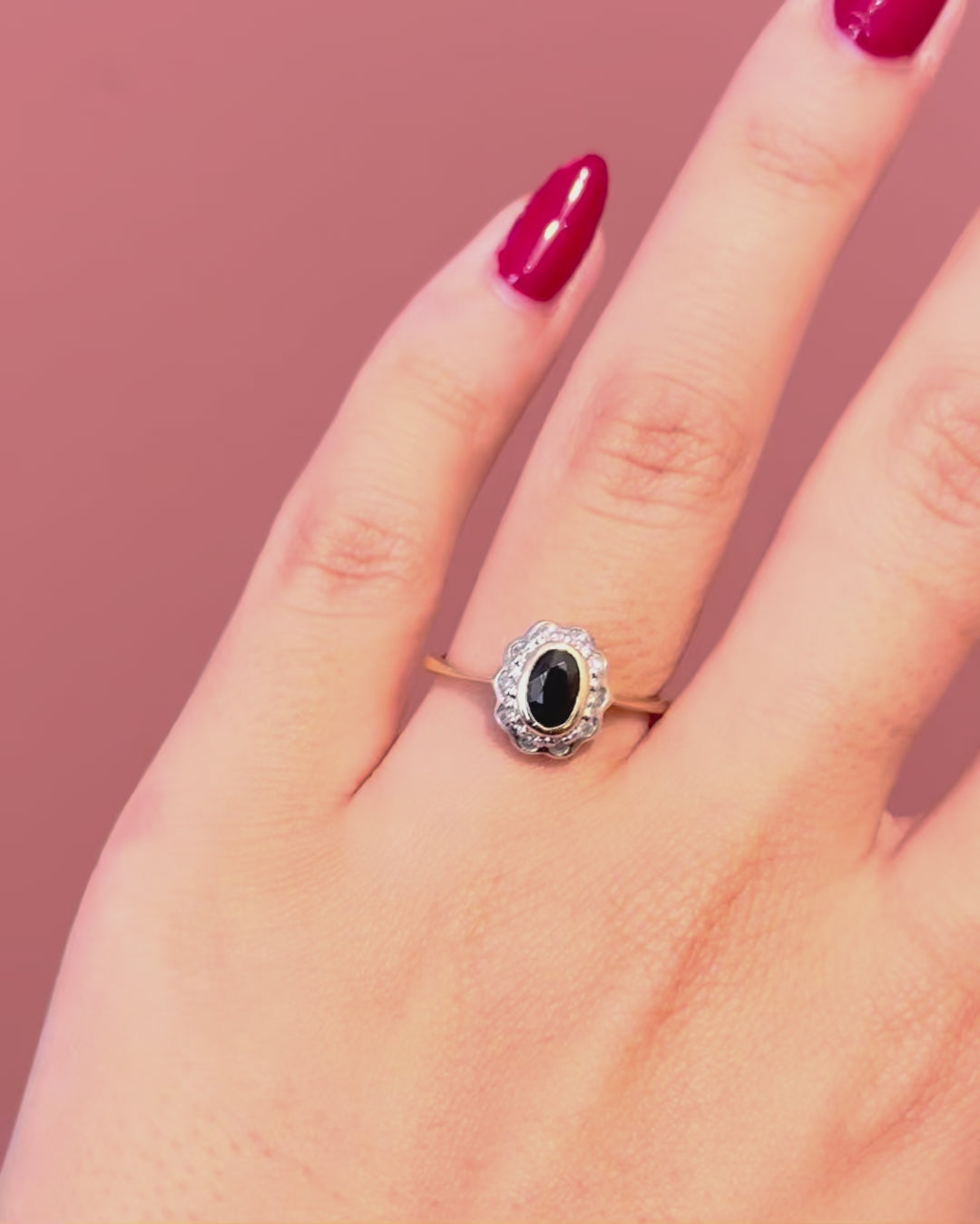 “Tara” 0.70-carat Sapphire &amp; Diamond Daisy Ring