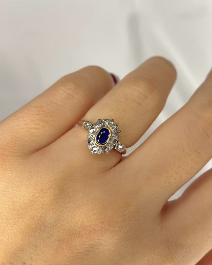 Bague Art Déco Saphir 0.32 carat &amp; 10 Diamants &quot;Elif&quot;